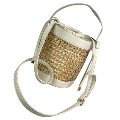 Women's Synthetic Handbag with Raffia and Inner Bag