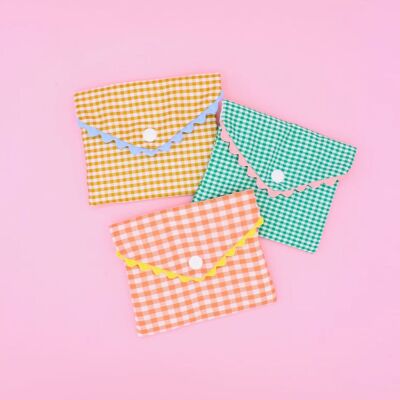 Soap pouch pattern - gingham & croquet