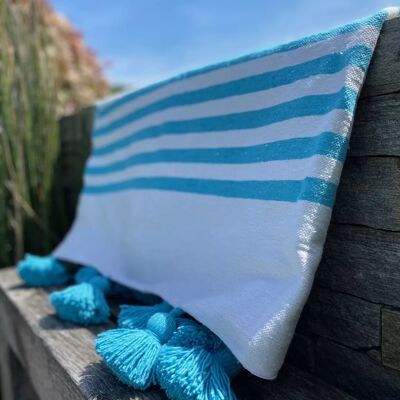 Handmade Throw with Tassels – Cozy & Boho Style Blanket