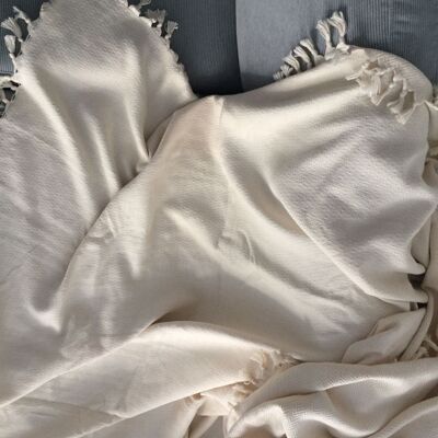 Hand-woven blanket "Göreme" - cream-white