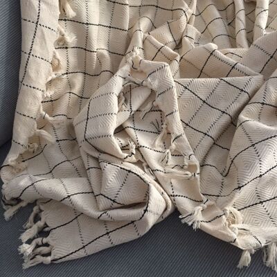 Hand-woven blanket "Göreme" - cream-white / black checkered