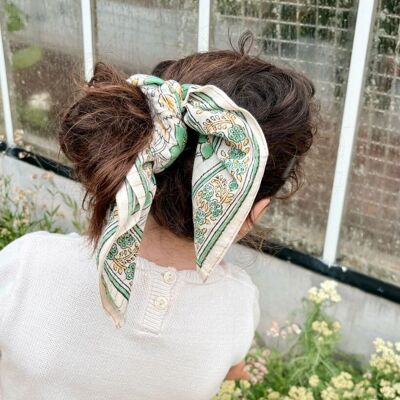 Sciarpa per bambini in lurex verde anice 50 cm