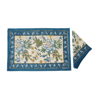 "Mina" placemats and napkins