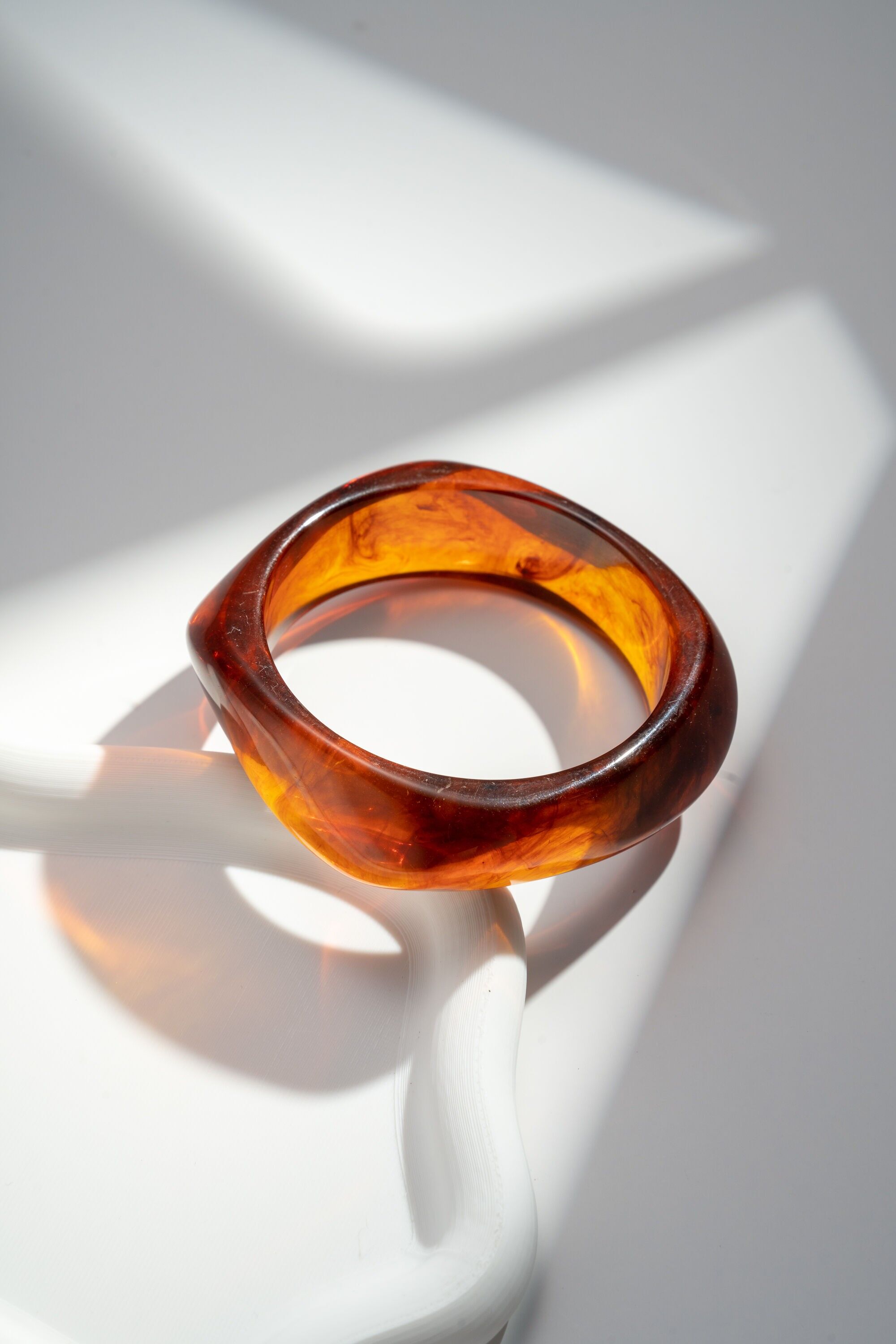 Pulsera de resina de moda