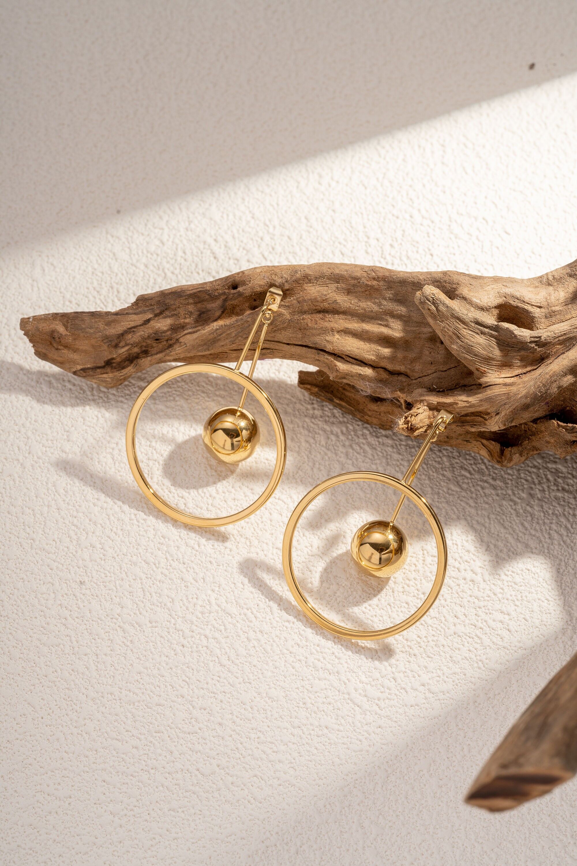 Stainless steel dangle earring