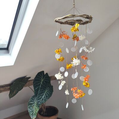 Mother-of-pearl and hydrangea mobile - Orange / Saffron / White - Dried flowers - Large