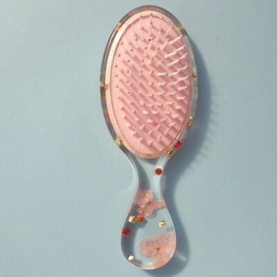 Oval Brush • Pink Dried Flowers