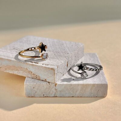 Adjustable star ring in gold-plated steel with sparkling rhinestones