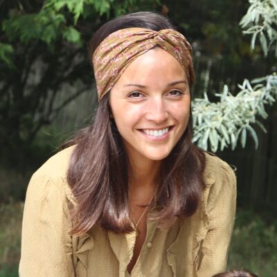 Isa Olive Flowers
