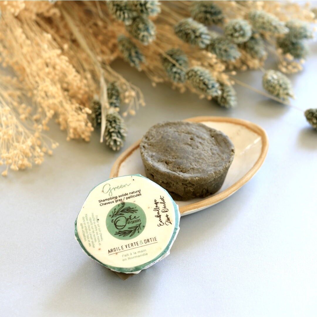 Green Natural Solid Shampoo - Green Clay & Nettle Powder - oily hair, dandruff, itching. 100% Natural. Package seeded with flowers to plant.Dry shampoo