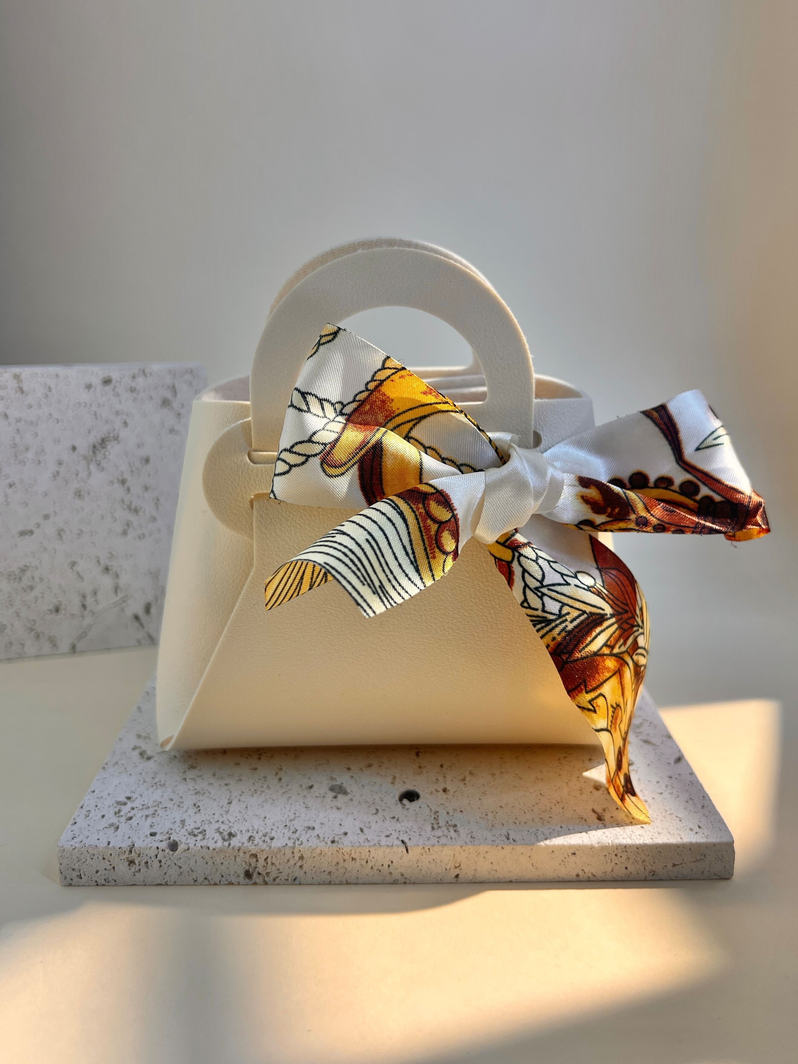 Mini bolsa de regalo elegante y original