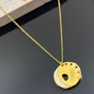 Collier Éclat Céleste Soleil et Lune en Nacre en acier