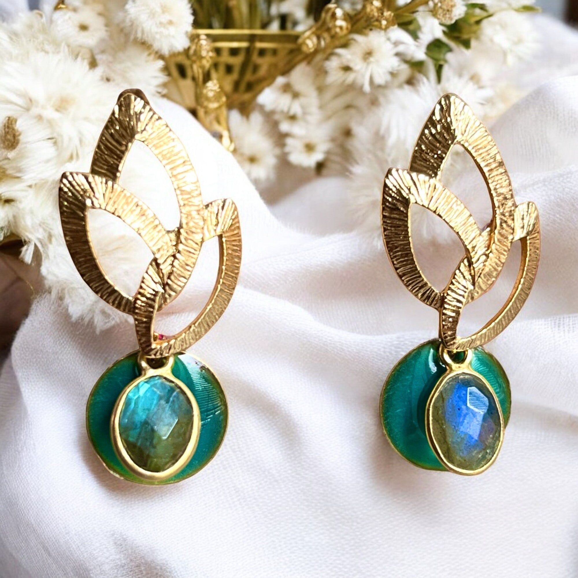 Orecchini "EMMANUELLE" in Labradorite d'oro fino placcato oro