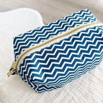 Men's toiletry bag (waterproof interior)