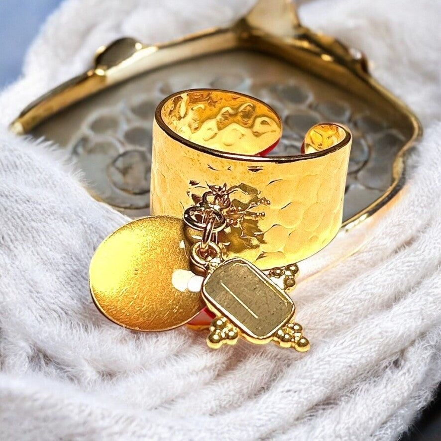 Anello "EMMA" placcato oro pregiato con pietra Labradorite e paillettes smaltate