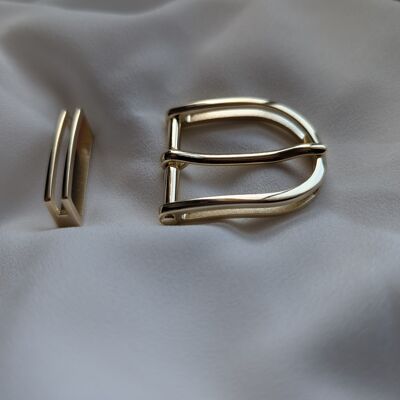 Gold metal belt buckle with 30mm loop