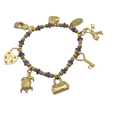 Elastic bracelet with gold charms and pink-colored resins