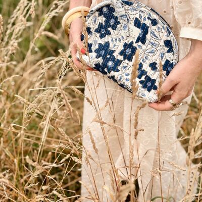 Borsa per il trucco in lurex blu