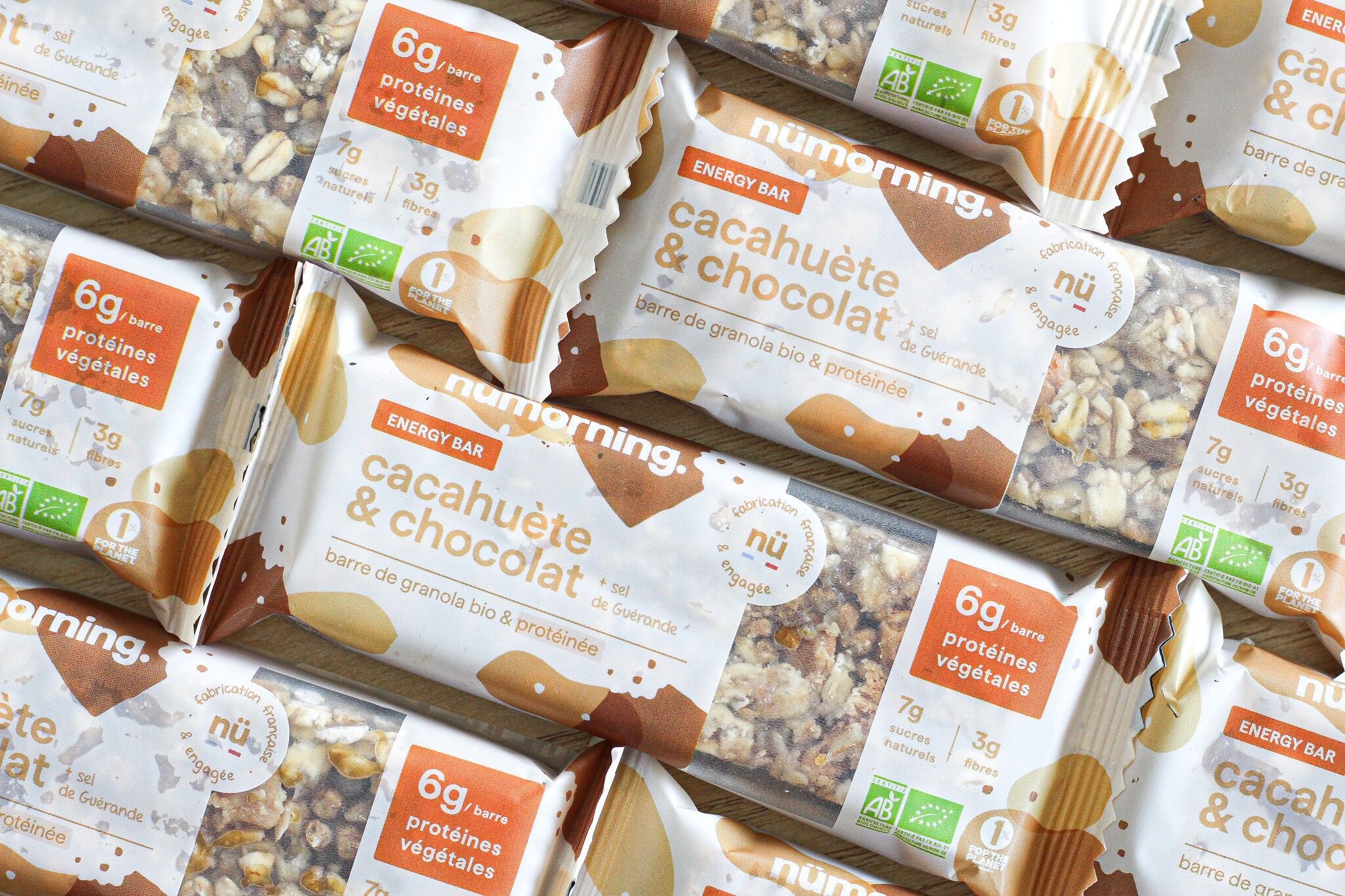 Organic Chocolate & Peanut Energy Bar