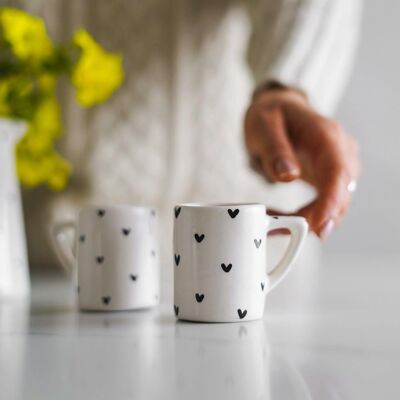 Set of 2 black heart coffee cups