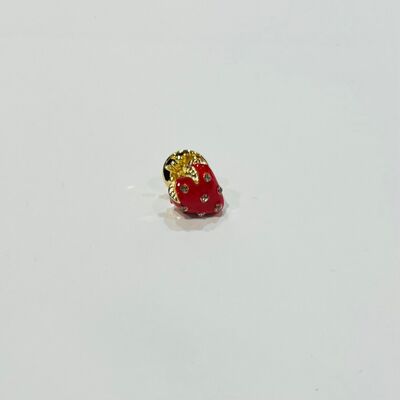 Red Strawberry Pines Black Crystals Leaves