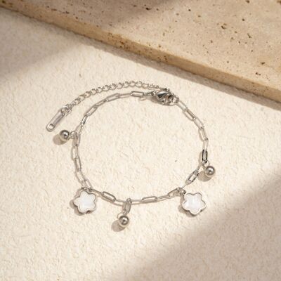 Pulsera de acero inoxidable con dije de trébol