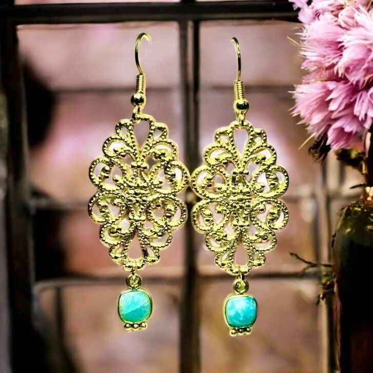 Orecchini "ELEONORE", oro fino, pietra Turchese