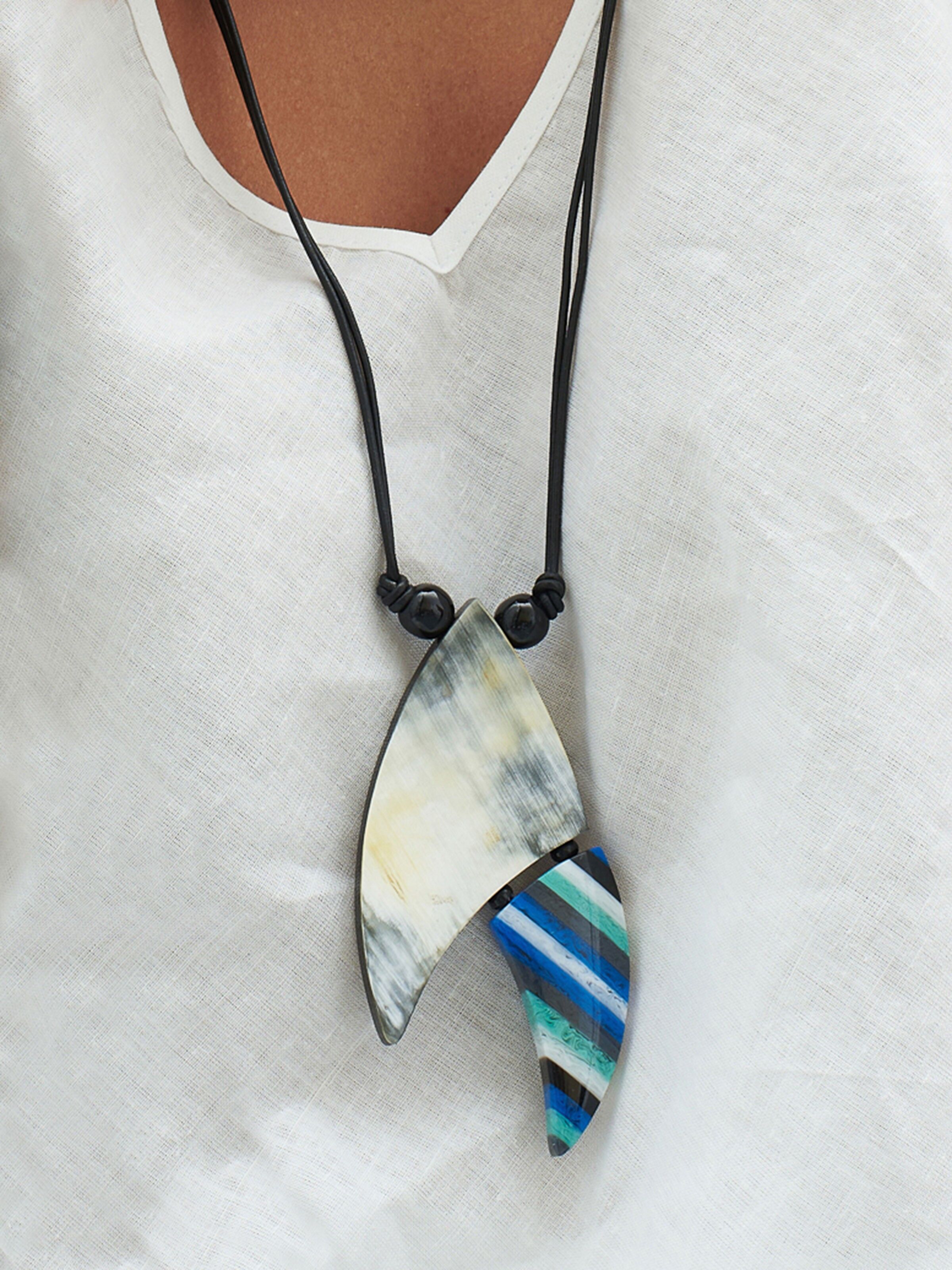 Pendente in corne e resina – Poisson bleu