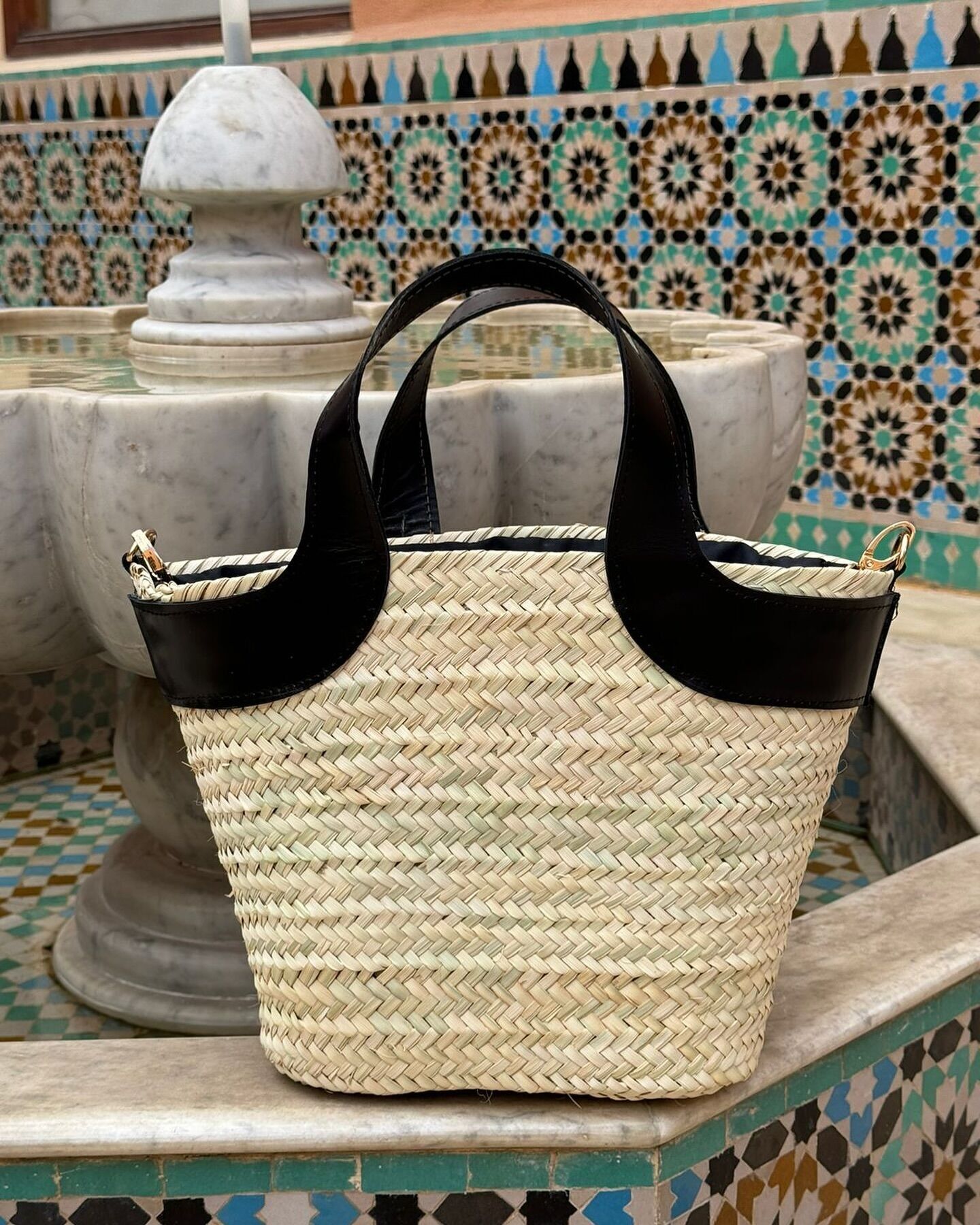 Borsa tote in paglia – Cestino di lusso in foglia di palma con toppa in pelle