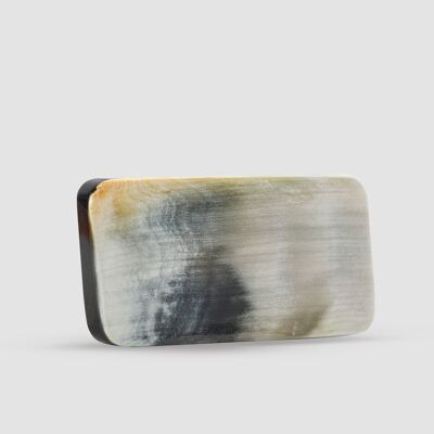 Anillo rectangular de cuerno de búfalo