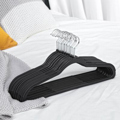 Percha de ropa de plástico negra