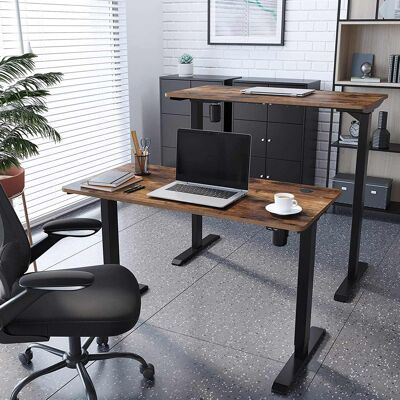 Electrically height adjustable desk