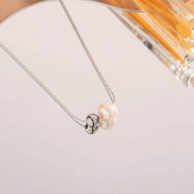 Silver Pearl Duo Necklace in stainless steel