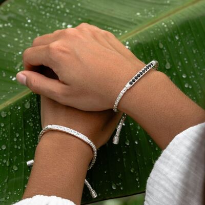 Pulseras de fuerza y carisma