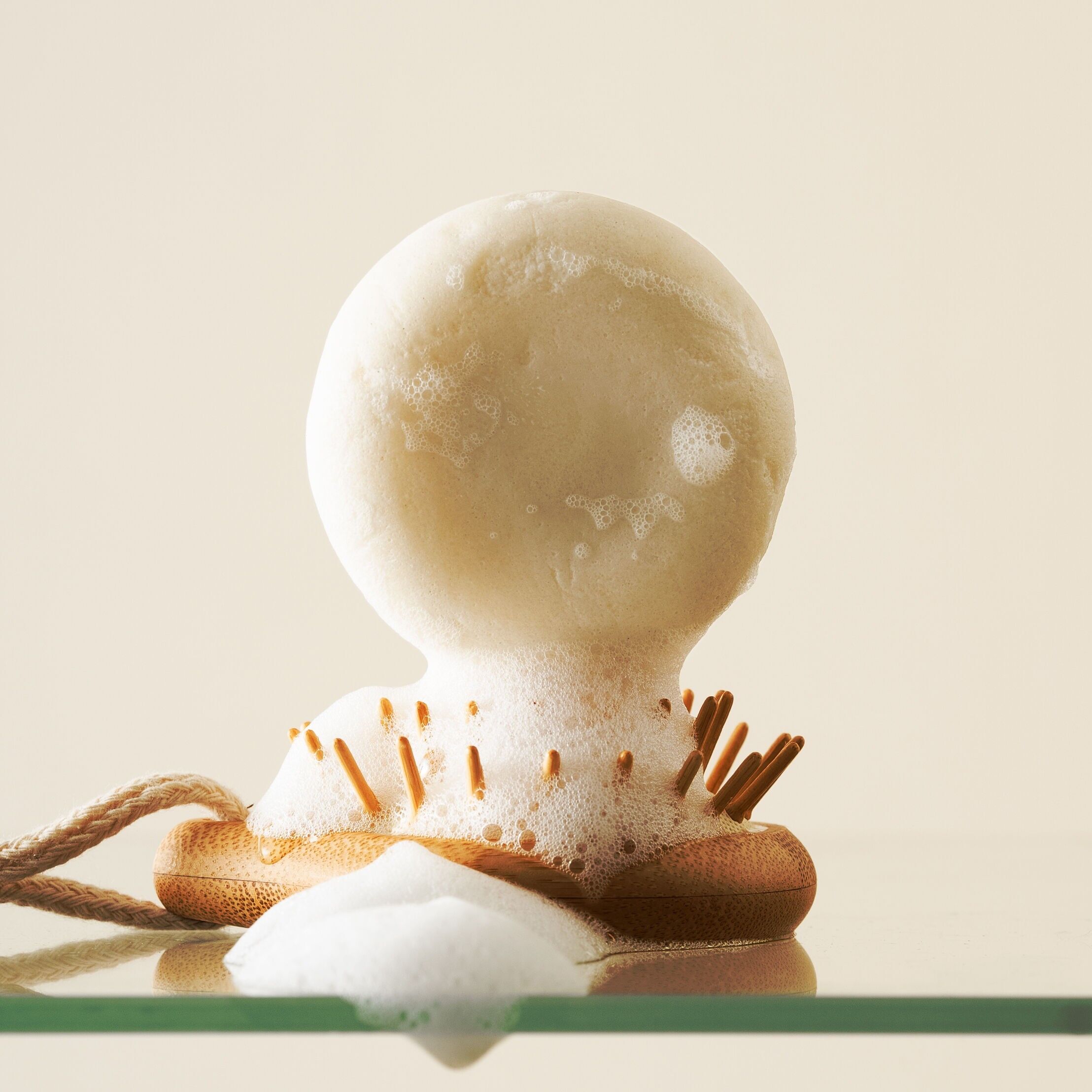 Shampoing traitant rééquilibrant