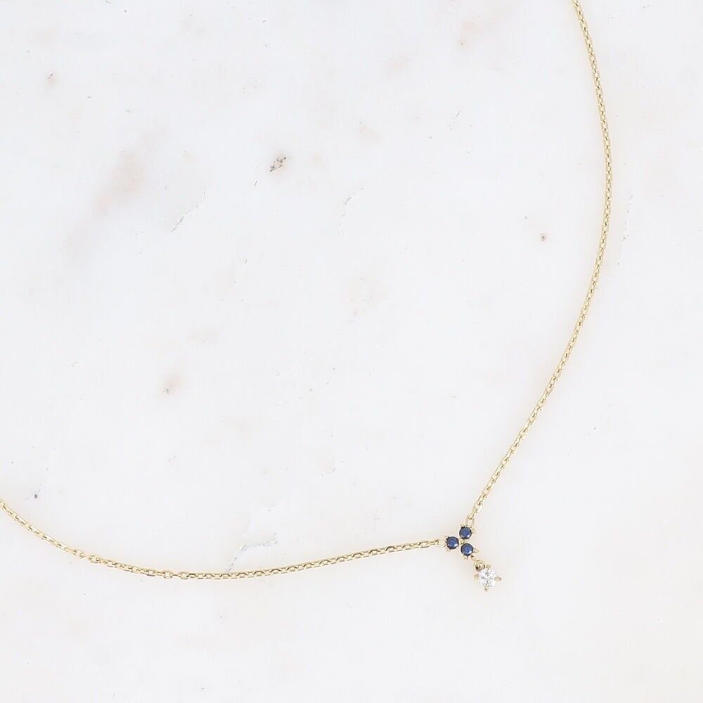 Halskette - kleiner Anhänger mit Zirkonoxiden