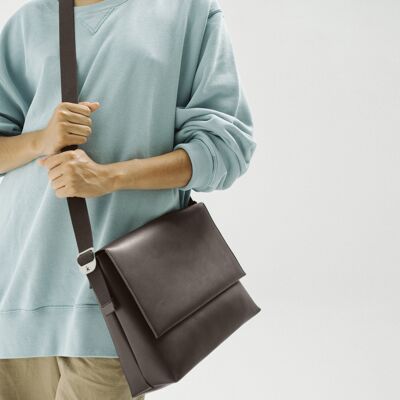 Messenger Bag-brown