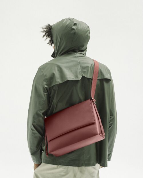 Messenger Bag-burgundy