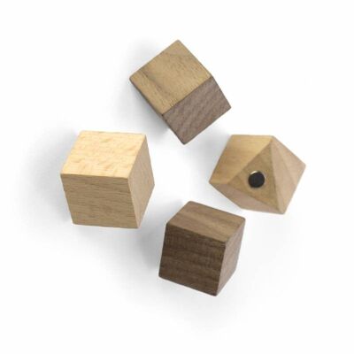 Holzwürfelmagnete - Set mit 4 Holzmagneten