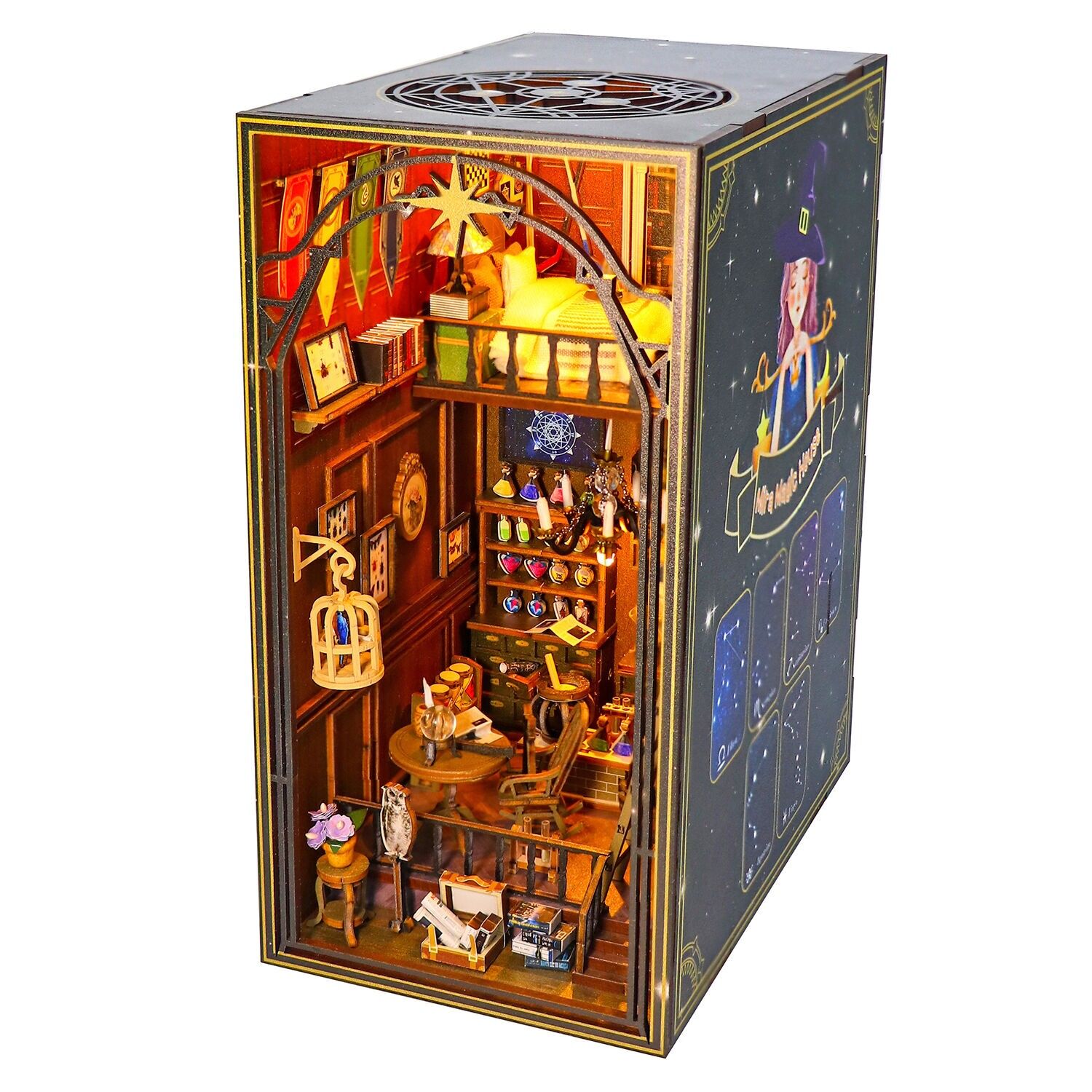 Casa magica di Mira. Angolo lettura realistico con dettagli curati, copertina e luci LED. Colore:Multicolore