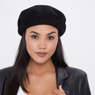 Wool Beret in Black