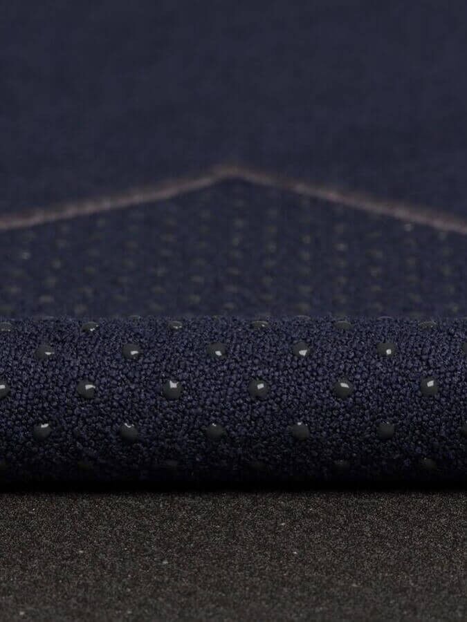 Manduka Yogitoes Mat Size rSKIDLESS Yoga Towels 71''