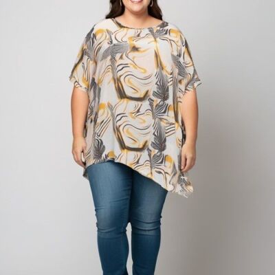 Plus size black printed top (C6596)