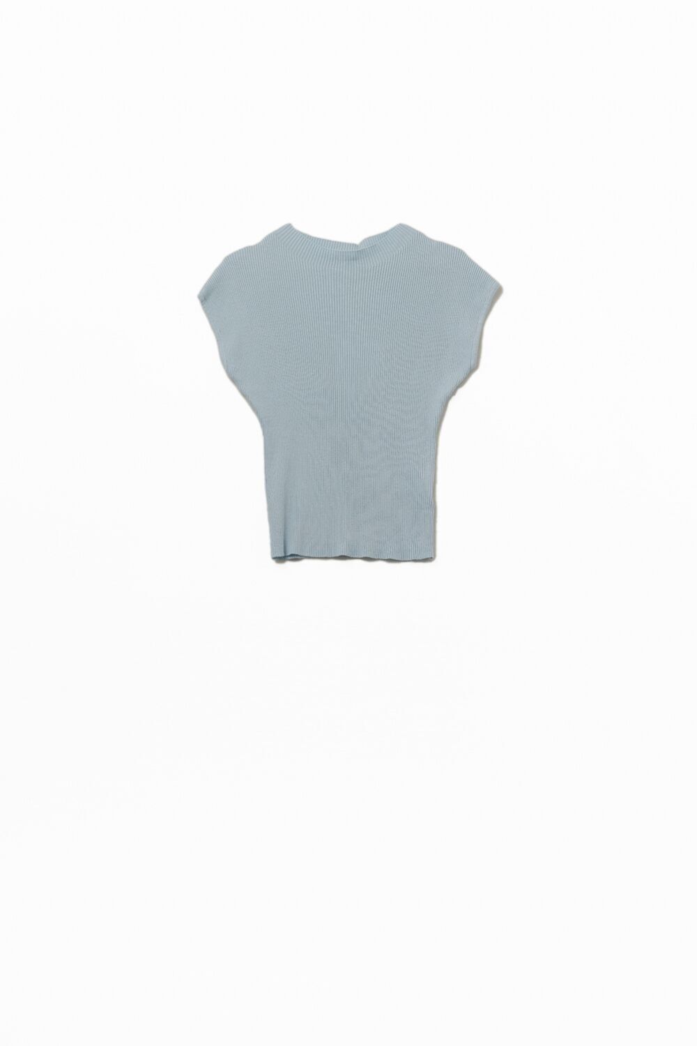 Gerippter Pullover mit hohem Kragen und Flügelärmeln in Blau