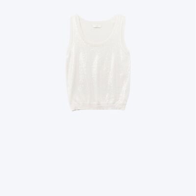 White sleeveless knitted sweater with sequins