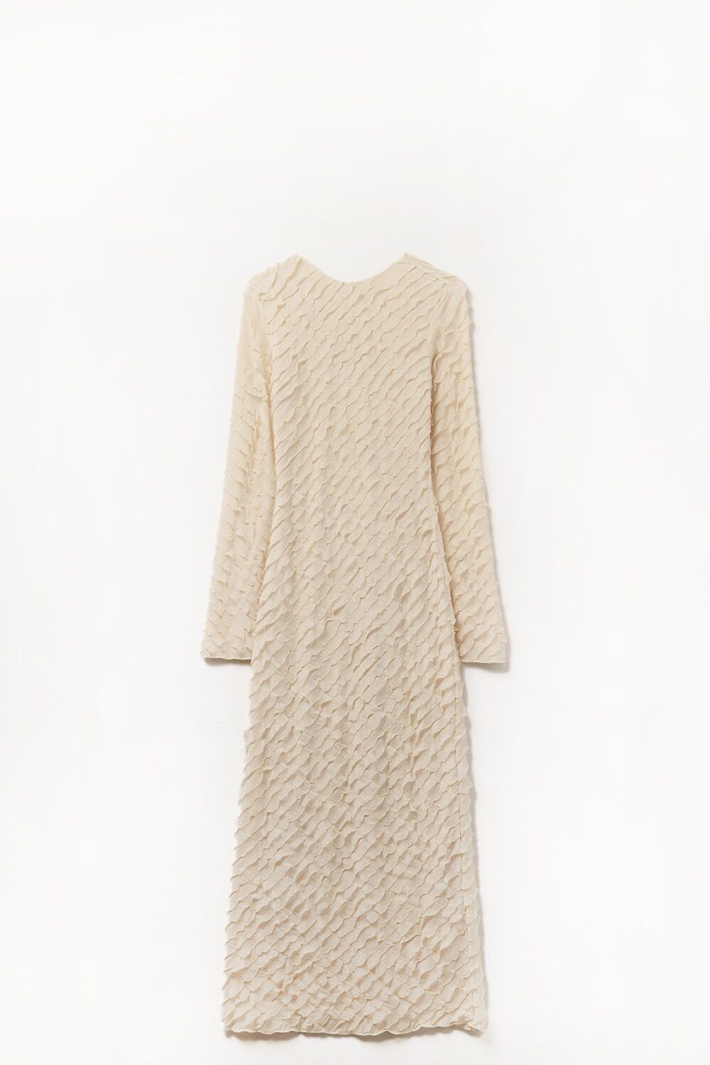 Abito lungo beige con mini volant sbieco