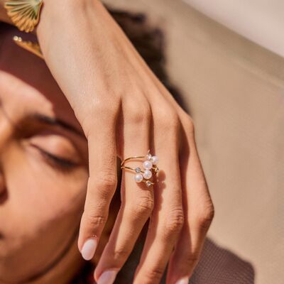 Anello in acciaio inossidabile dorato – Perle e strass, scintillio chic