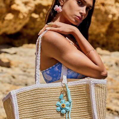 Grigri de Sac & Porte-Clés Fleur – Élégance et Charme au Quotidien