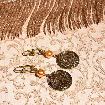 Pendientes de trébol de latón bañado en oro con perlas de Swarovski Perlas facetadas Regalo para el Día de la Madre para mamá Regalo para maestra Copia