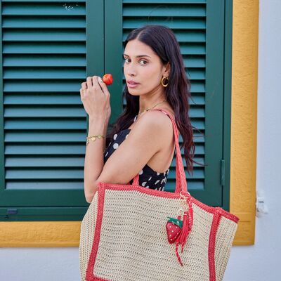 Grigri de Sac & Porte-Clés Fraise – Une Touche Gourmande et Élégante !